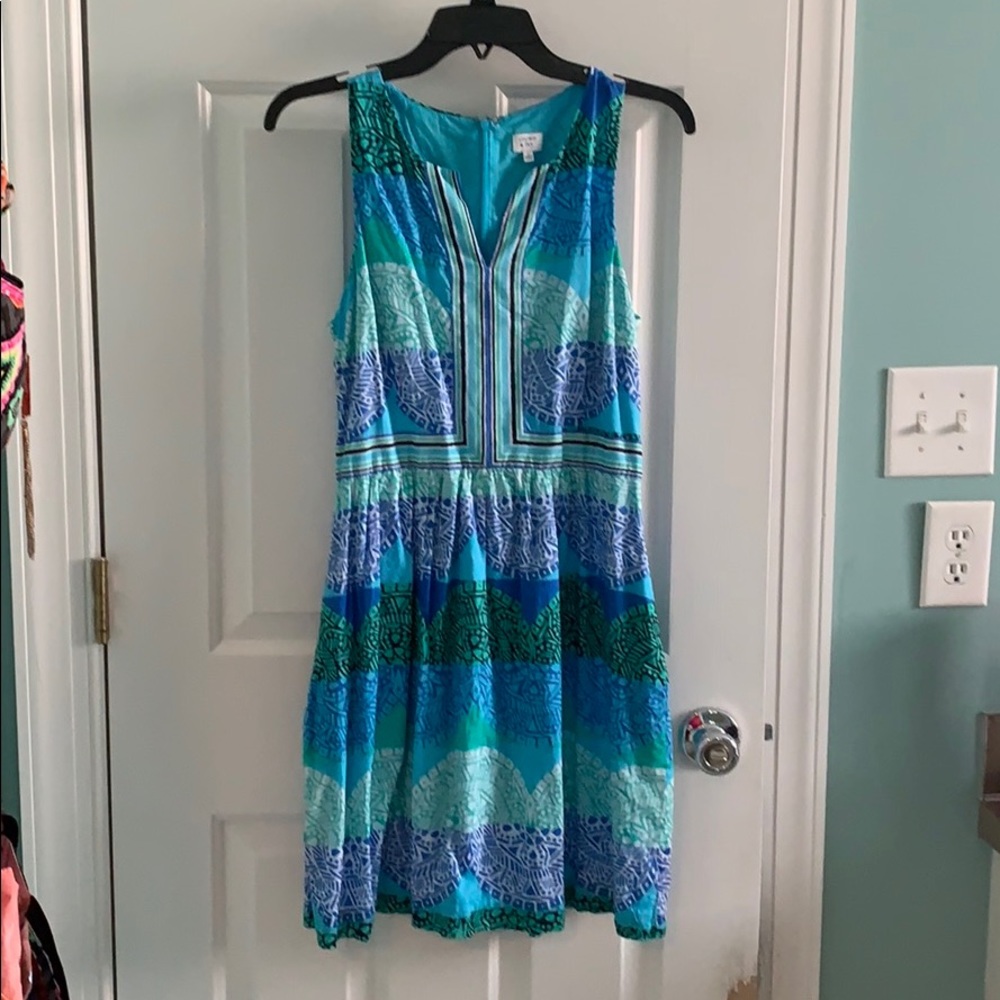 Size 6 Crown and Ivy dress